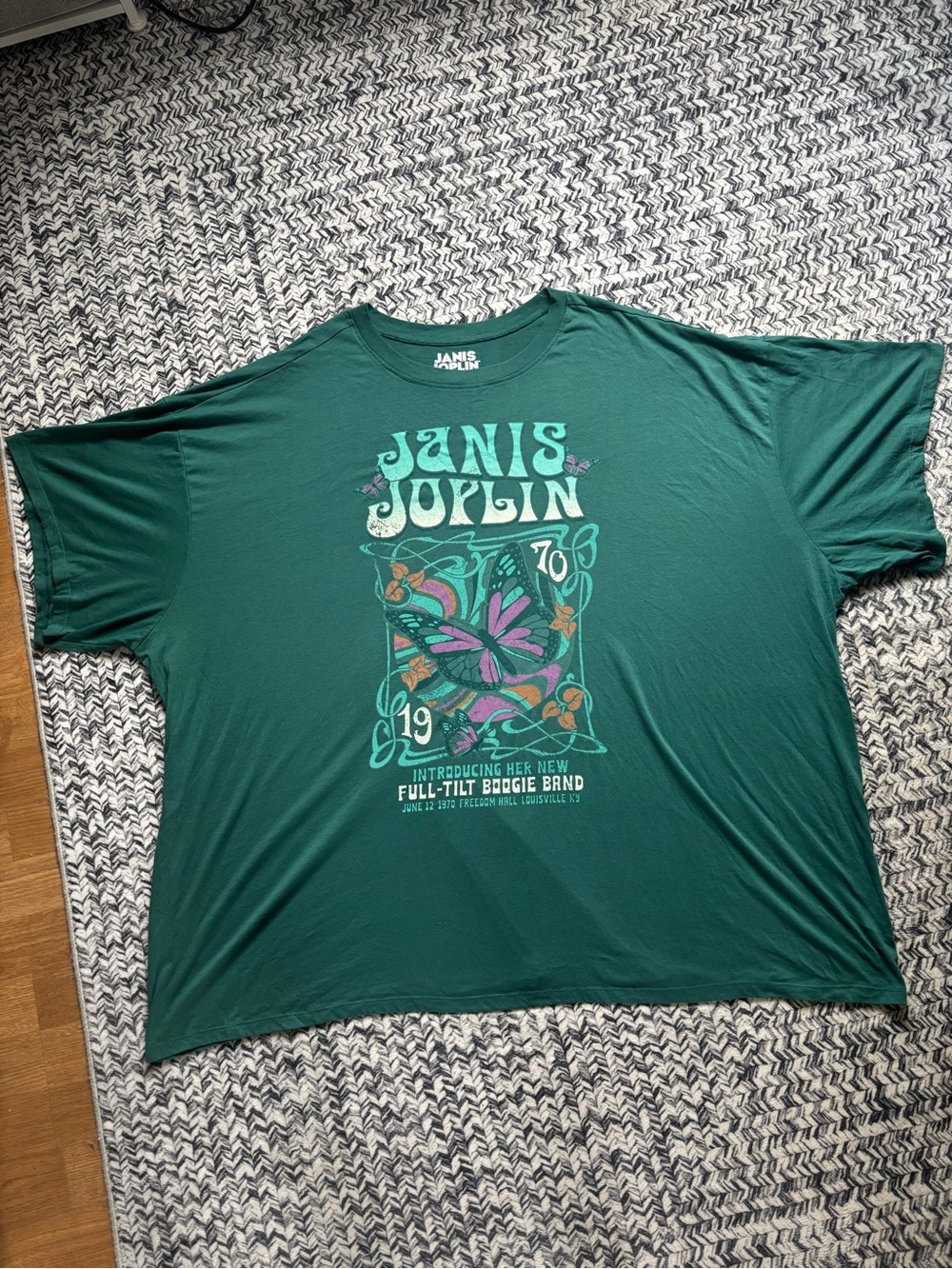 New Janis Joplin 1970’s Women’s Oversized Graphic Band Tee Size 5XL